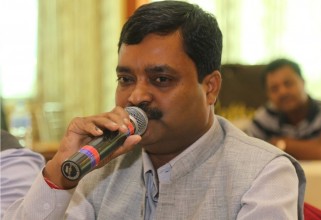 प्रदेश सरकारले सहिद परिवालाई तीन लाख रुपैयाँ उपलब्ध गराउने